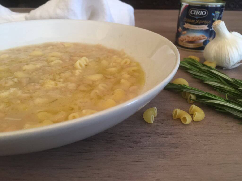 tuscan cannellini bean soup