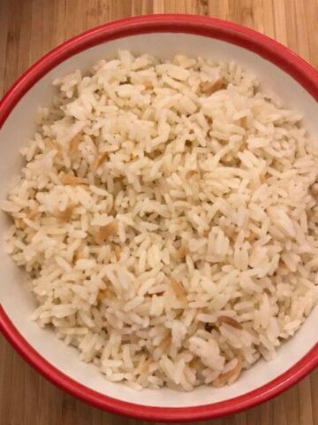 Turkish rice in a bowl on a table