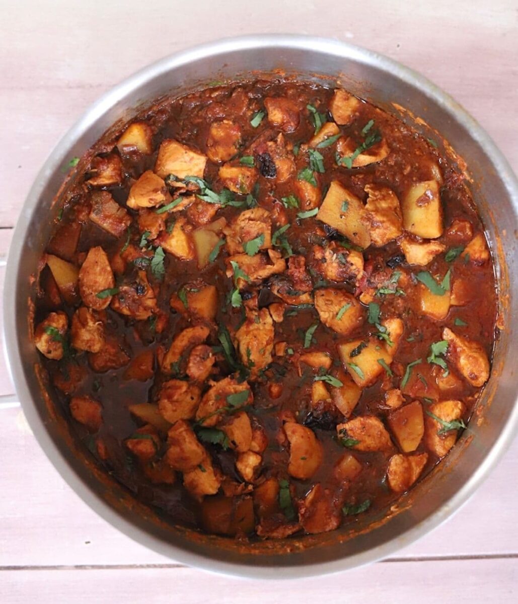 Chicken Curry With Potatoes - End of the Fork